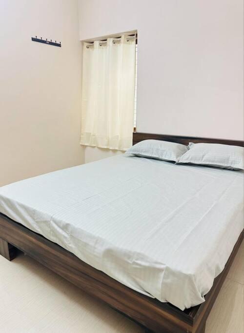 Home At Guruvayur 2 Ac Room,1 Single Bed,Kitchen Zewnętrze zdjęcie